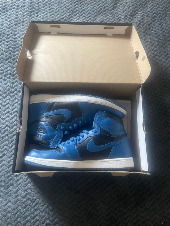 Nike Other - Nike Air Jordan 1 Mid Sneakers - Blue/Black